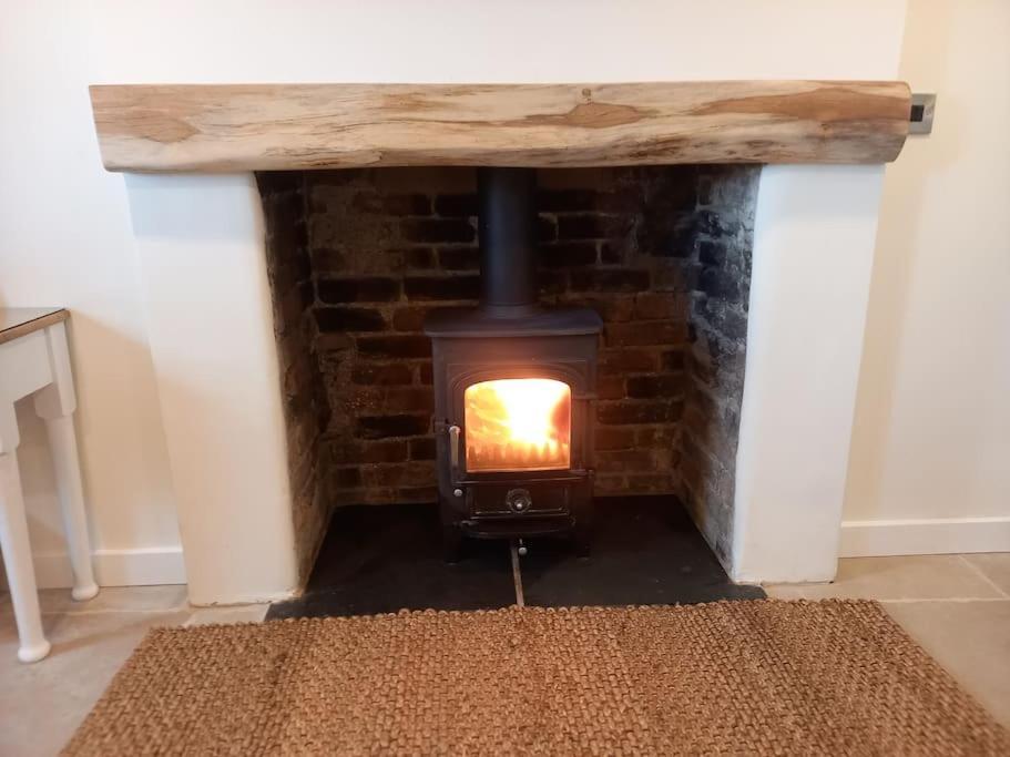 Cosy 2 Bed Cottage Between Snowdonia And The Sea Llandegai Eksteriør bilde