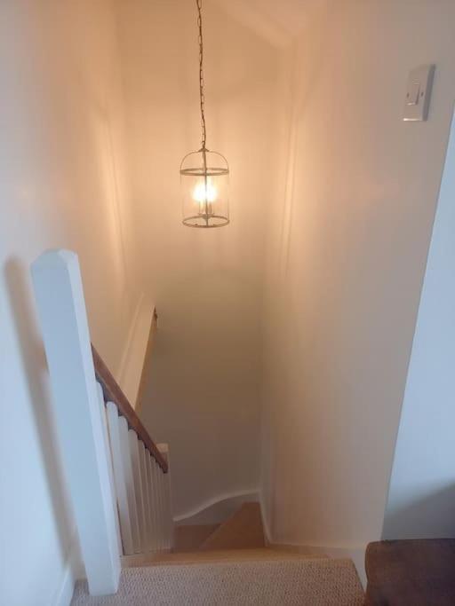 Cosy 2 Bed Cottage Between Snowdonia And The Sea Llandegai Eksteriør bilde