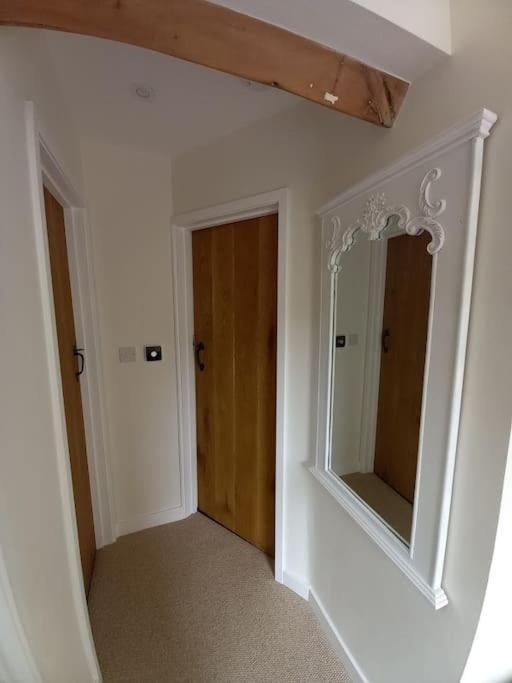 Cosy 2 Bed Cottage Between Snowdonia And The Sea Llandegai Eksteriør bilde