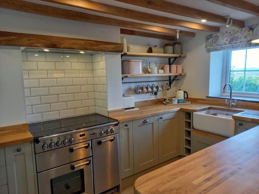 Cosy 2 Bed Cottage Between Snowdonia And The Sea Llandegai Eksteriør bilde